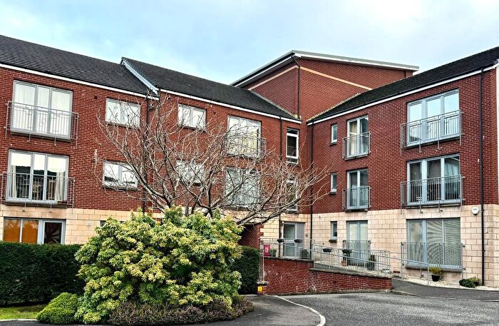 2 Bedroom Flat To Rent In Dalsholm Place, Glasgow, G20