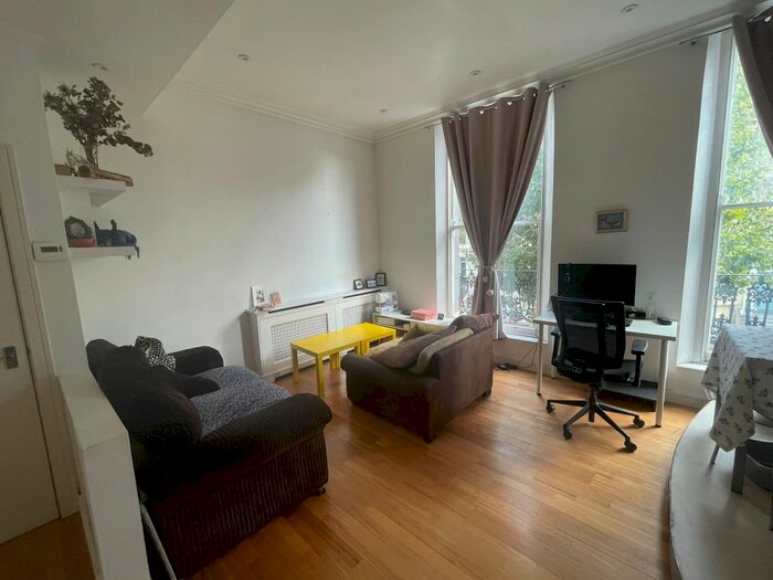 1 Bedroom Flat To Rent In Ladbroke Grove, London, W10