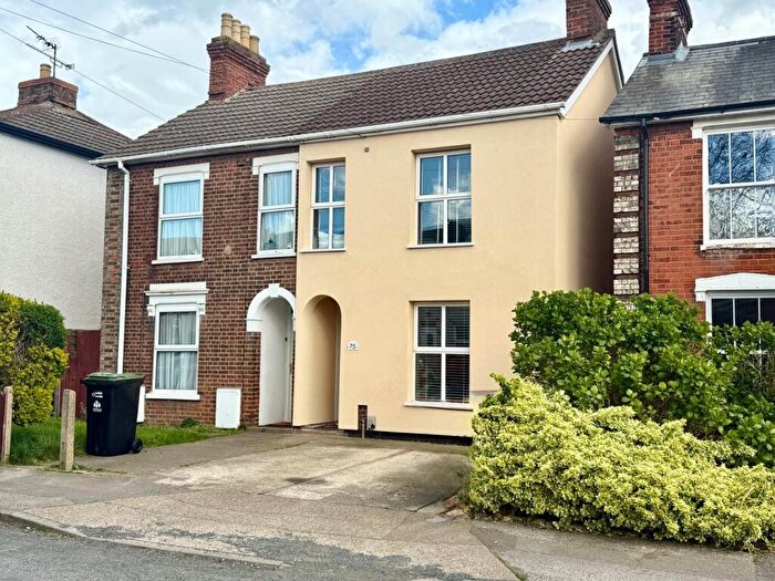 3 Bedroom Semi-Detached House For Sale In Kemball Street, Ipswich, IP4