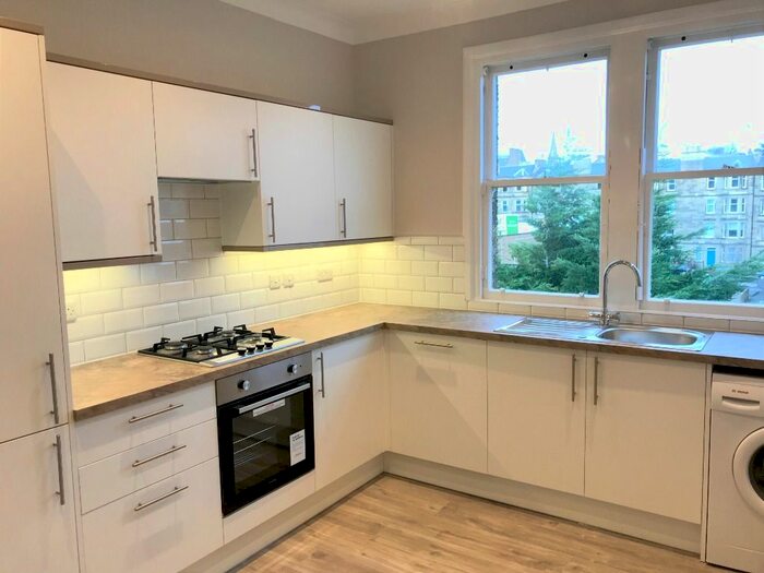 2 Bedroom Flat To Rent In Falcon Road West, Morningside, Edinburgh, EH10