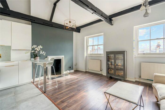 1 Bedroom Apartment To Rent In Upper Street, London, N1