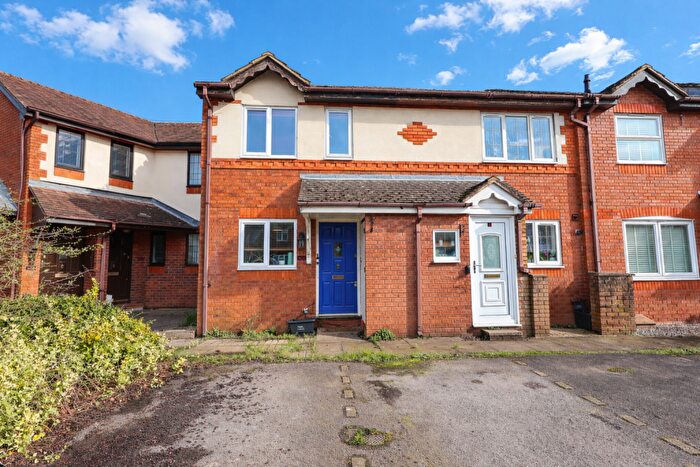 2 Bedroom Terraced House For Sale In Waterside Park, Southampton, SO19