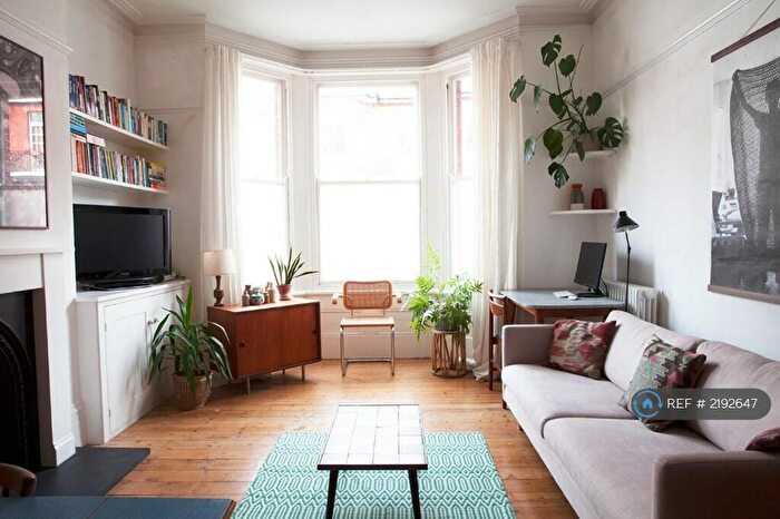 1 Bedroom Flat To Rent In Granville Road, Hove, BN3