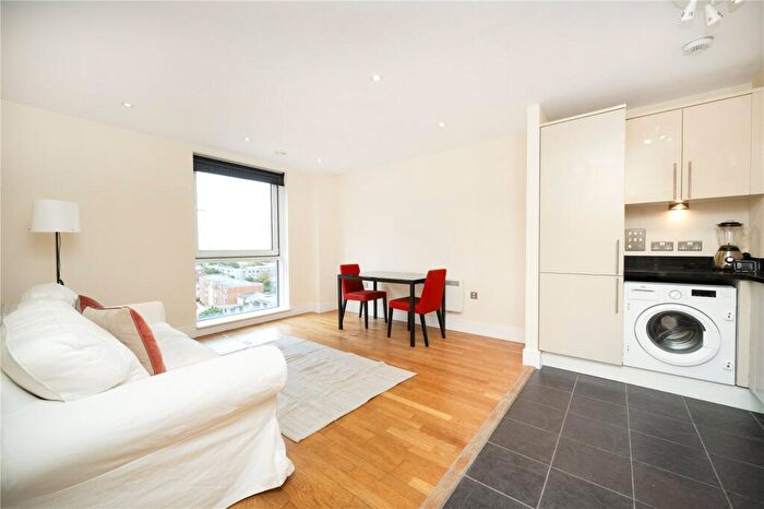 1 Bedroom Apartment To Rent In Wharfside Point South, Prestons Road, London, E14