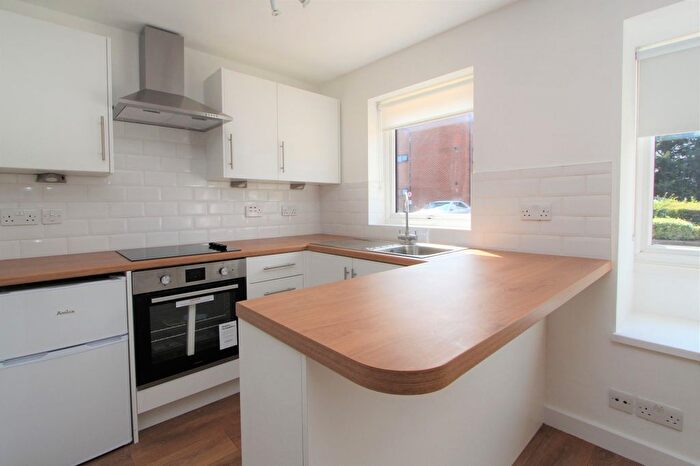 Studio To Rent In Beardsley Way, London, W3