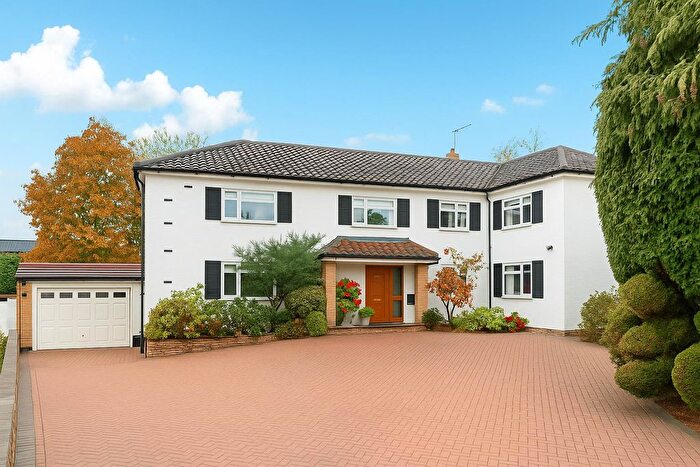 Property For Sale In Spring Lake, Stanmore, HA7