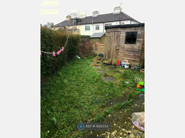 3 Bedroom Semi-Detached House To Rent In Broadway, Manchester, M40