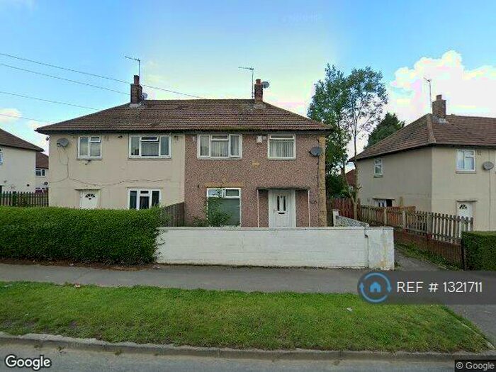 3 Bedroom Semi-Detached House To Rent In Boggart Hill Crescent, Leeds, LS14