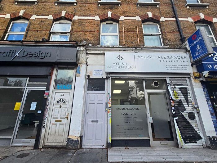 Studio To Rent In Stoke Newington Road, Hackney, London, N16