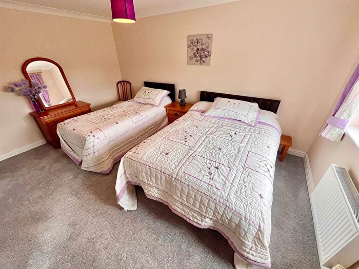 5 Bedroom Detached House For Sale In Martin De Rye Way, Caister-On-Sea, NR30
