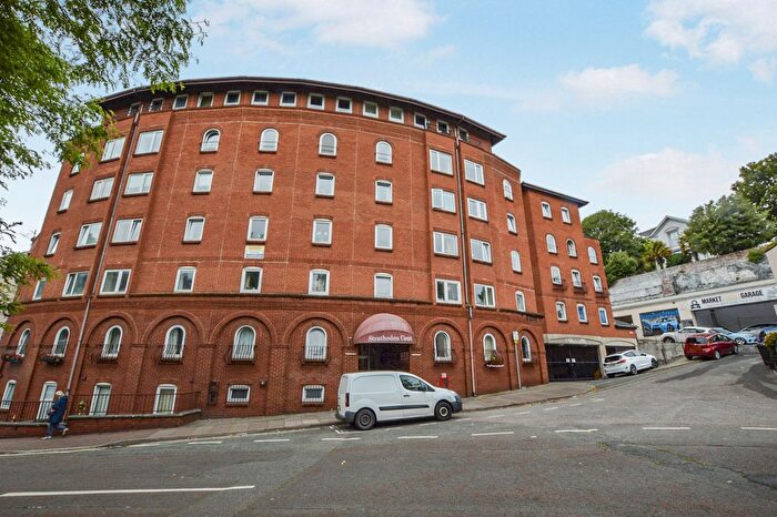 1 Bedroom Flat For Sale In Market Street, Torquay, Devon, TQ1