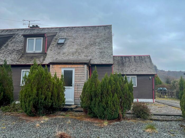 3 Bedroom Semi-Detached House For Sale In Forestry Houses, Glenelg, IV40