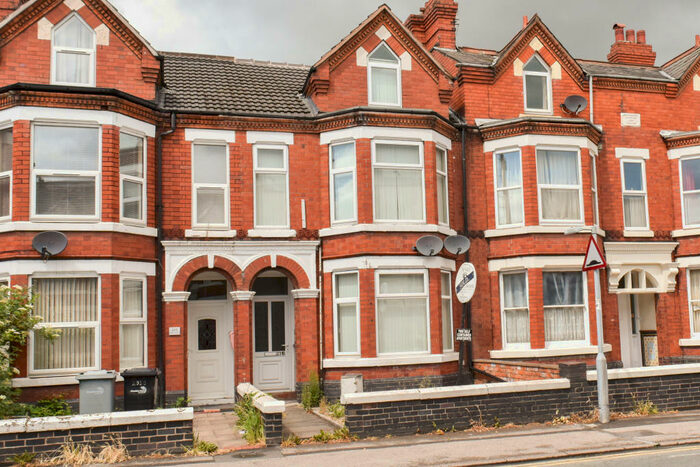 2 Bedroom Flat To Rent In Nantwich Road, Crewe, CW2