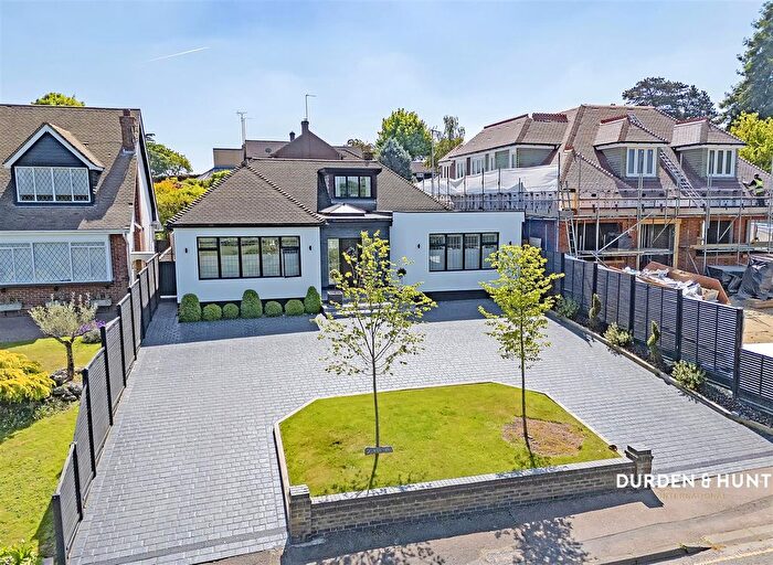 4 Bedroom Detached House For Sale In Nursery Road, Loughton, IG10