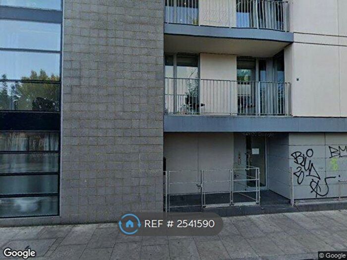 2 Bedroom Flat To Rent In Bacon Street, London, E2