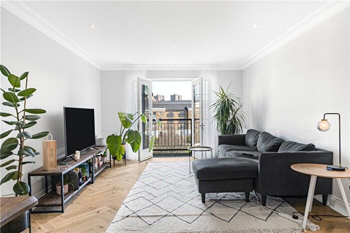 2 Bedroom Flat To Rent In Alderney Mews, London, SE1