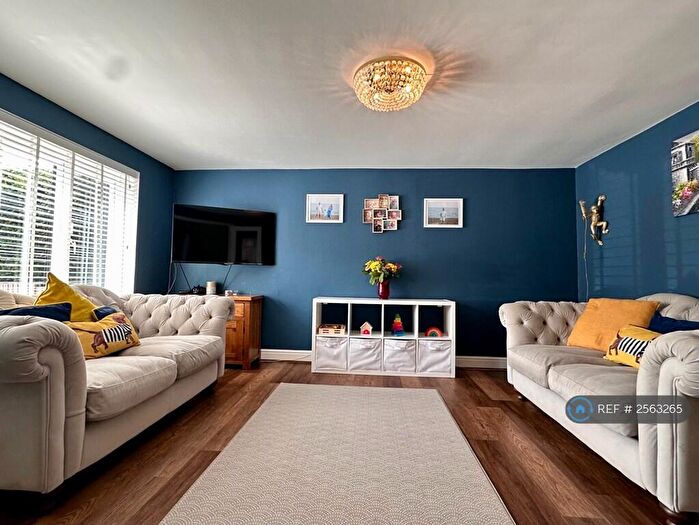 4 Bedroom Detached House To Rent In Vicarage Hill, Benfleet, SS7