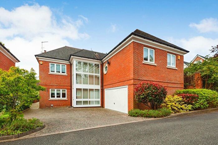 5 Bedroom Detached House To Rent In Dorothys Gate, Solihull, B91