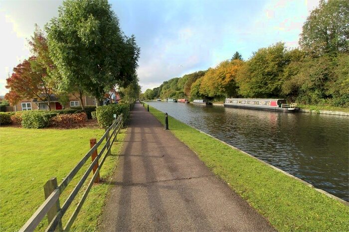 1 Bedroom Semi-Detached House To Rent In Byewaters, Croxley Green, Watford, WD18