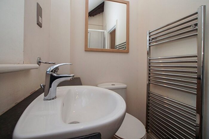 2 Bedroom Flat For Sale In Cavendish Court, Warwick Road, Carlisle, CA1
