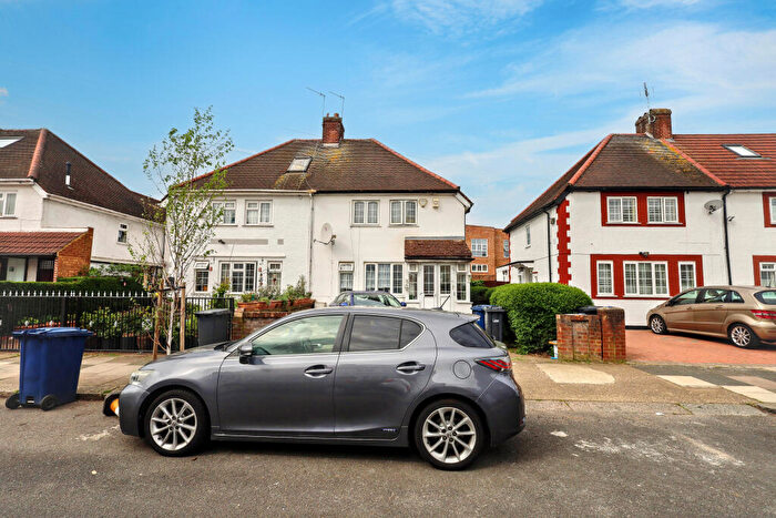3 Bedroom Semi Detached House For Sale In Pleasant Way, Wembley, Middlesex, HA0