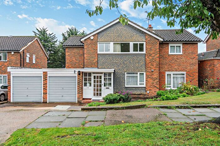 4 Bedroom Detached House For Sale In Albury Drive, Pinner, HA5