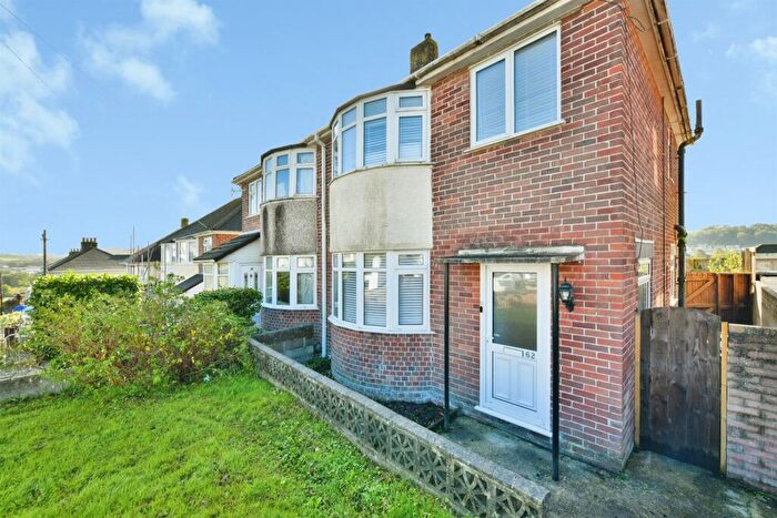 3 Bedroom Semi-Detached House For Sale In Lucas Lane, Plympton, PL7