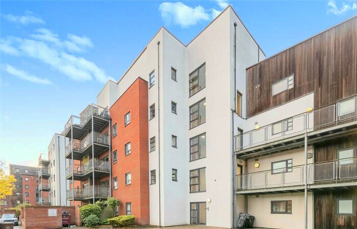 2 Bedroom Flat For Sale In Montmano Drive, West Didsbury, Manchester, Greater Manchester, M20