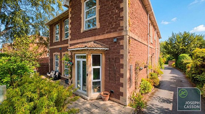 2 Bedroom Flat For Sale In Wembdon Rise, Wembdon, TA6