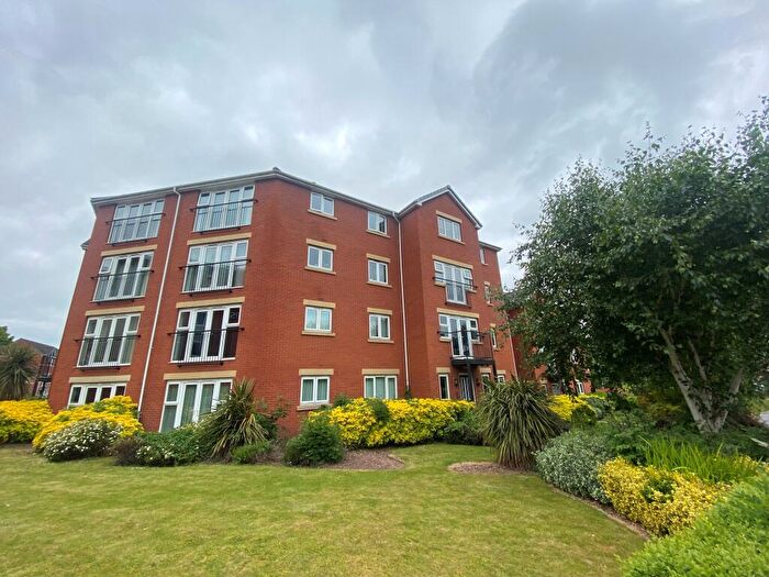 2 Bedroom Flat To Rent In Gloucester Close, Redditch, B97