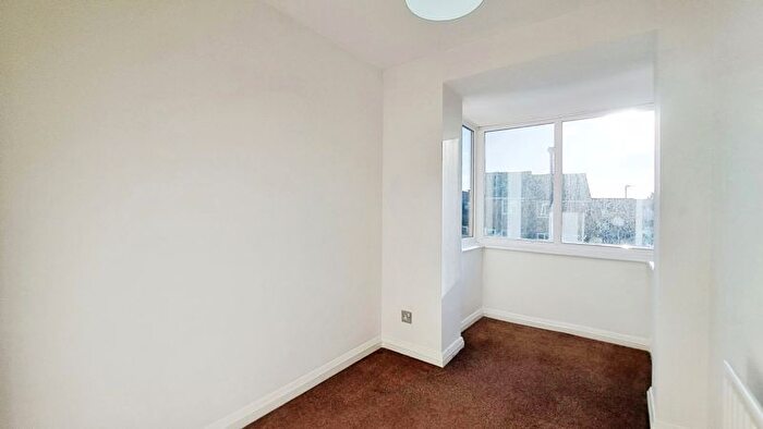 3 Bedroom Terraced House For Sale In Friars Way, Fenham, Newcastle Upon Tyne, NE5