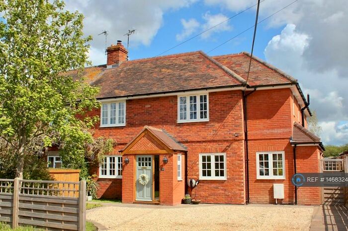 5 Bedroom Semi-Detached House To Rent In Love Lane, Watlington, OX49