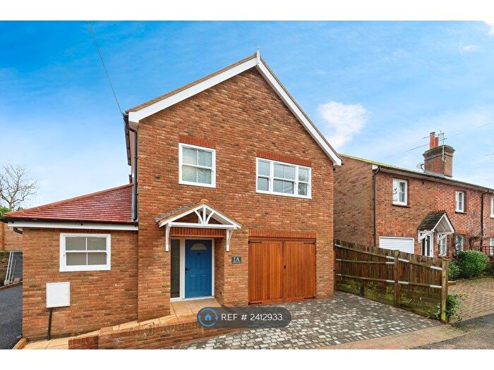 2 Bedroom Detached House To Rent In Institute Road, Dorking, RH4