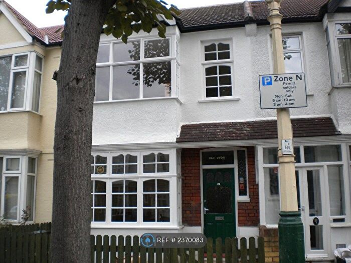 3 Bedroom Terraced House To Rent In Derwent Road, London, W5