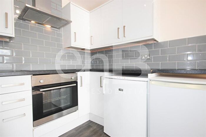 1 Bedroom Flat To Rent In Governors Court, Landor Road, Warwick, CV34