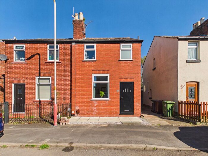 2 Bedroom Semi-Detached House For Sale In Brade Street, Southport, PR9