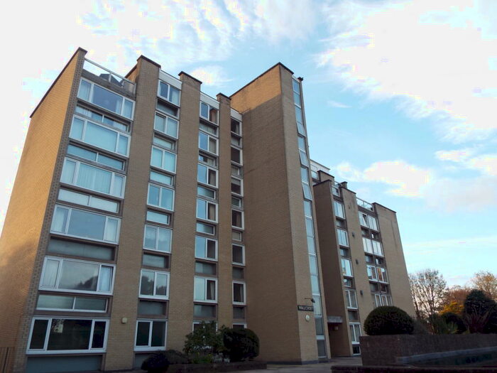 3 Bedroom Apartment To Rent In Wallcroft, Redland, Bristol, BS6