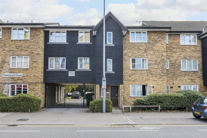 1 Bedroom Flat To Rent In High Road Leytonstone, London, E11