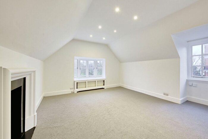 1 Bedroom Flat To Rent In Clapham Common Northside, London, SW4