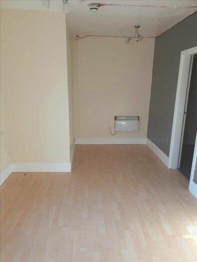 1 Bedroom Flat To Rent In Old Park Road, Dudley, DY1