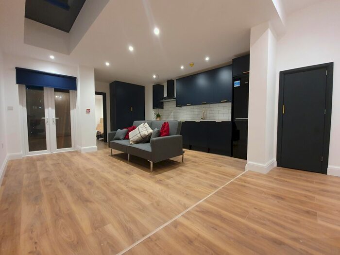 2 Bedroom Maisonette To Rent In Masons Avenue, Harrow HA3