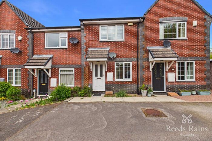 2 Bedroom Terraced House For Sale In Mead Grove, Leeds, West Yorkshire, LS15