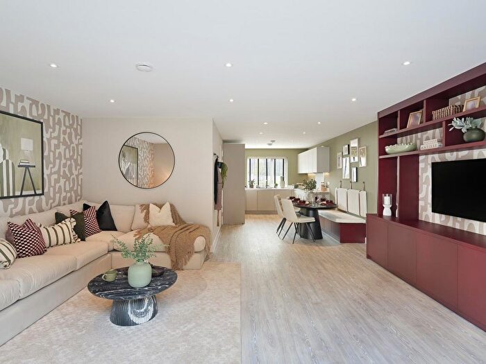 3 Bedroom Semi-Detached House For Sale In Bream Way, Wokingham, RG40