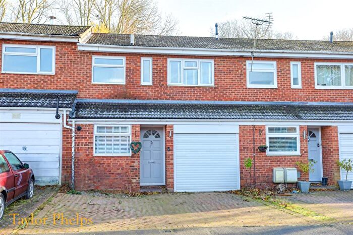 3 Bedroom Terraced House To Rent In Heathgate, Hertford Heath, SG13