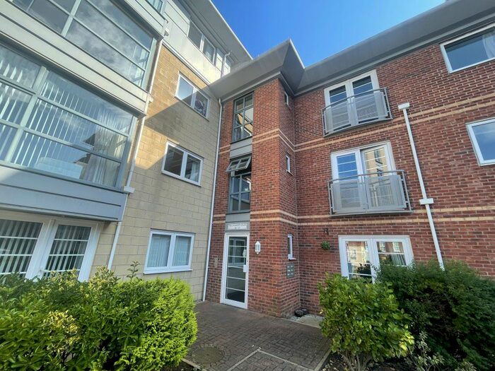 2 Bedroom Flat To Rent In Bailey Avenue, St. Annes, Lytham St. Annes, FY8