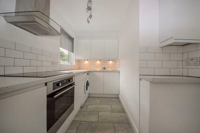 Flat To Rent In Celia Close, Waterlooville, PO7