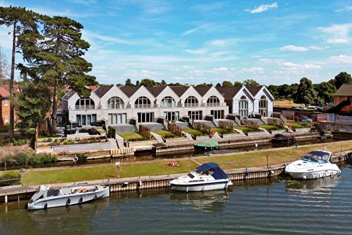 3 Bedroom House For Sale In Riverside, Mill Lane, Buckinghamshire, SL6