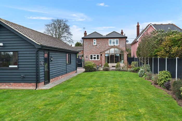 4 Bedroom Detached House For Sale In Malting Green Road, Layer-de-la-Haye, Colchester, Essex, CO2