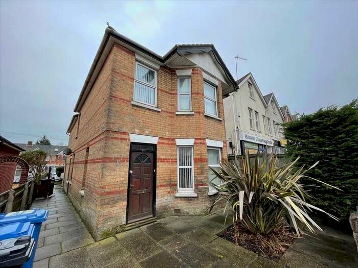 2 Bedroom Apartment To Rent In Bournemouth Road, Poole, BH14