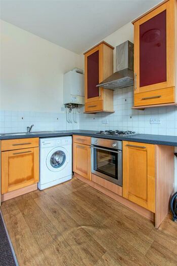1 Bedroom Private Hall To Rent In Newport Road, Roath, CF24